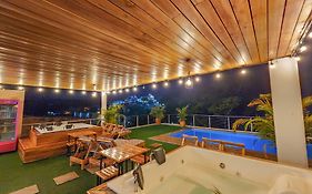 Miradores Del Paraiso